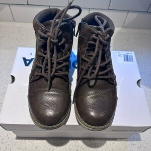 Boys Sonoma Boot- size 1